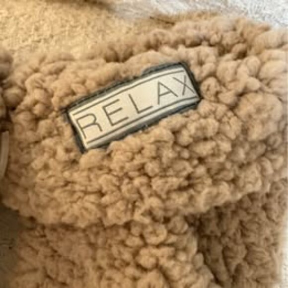 New Relax Women’s Fleece Sherpa Booties - Picture 4 of 6